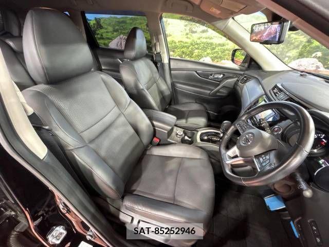Nissan X-TRAIL 2018-04 323097-8