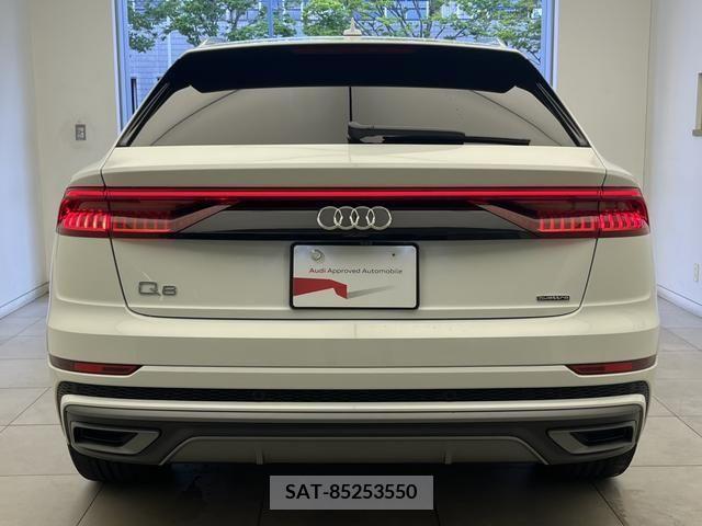 Audi Q8 2019-12 395787-3