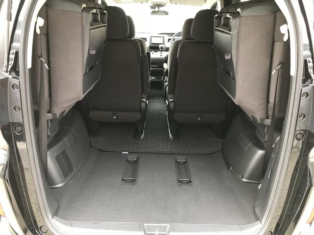 Honda FREED 2022-05 26886-9