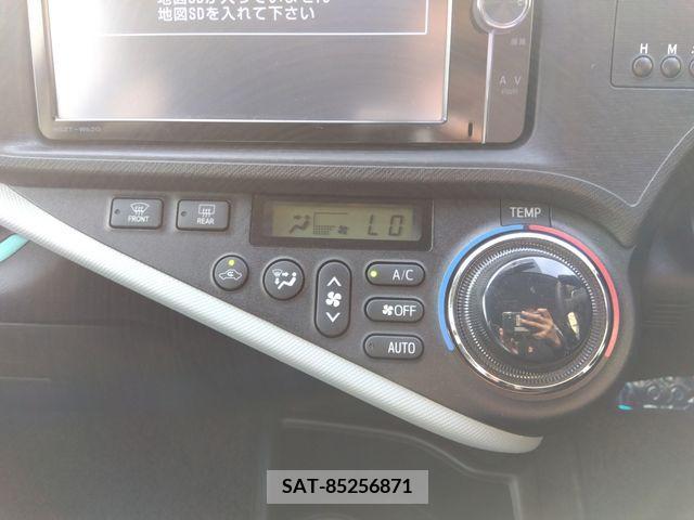 Toyota AQUA 2012-07 291882-13