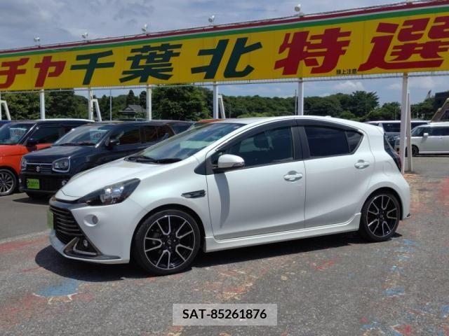 Toyota AQUA 2016-03 352966-9
