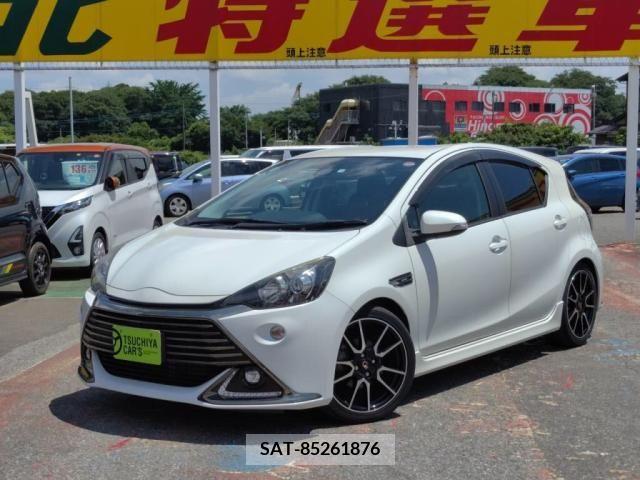 Toyota AQUA 2016-03 352966-0