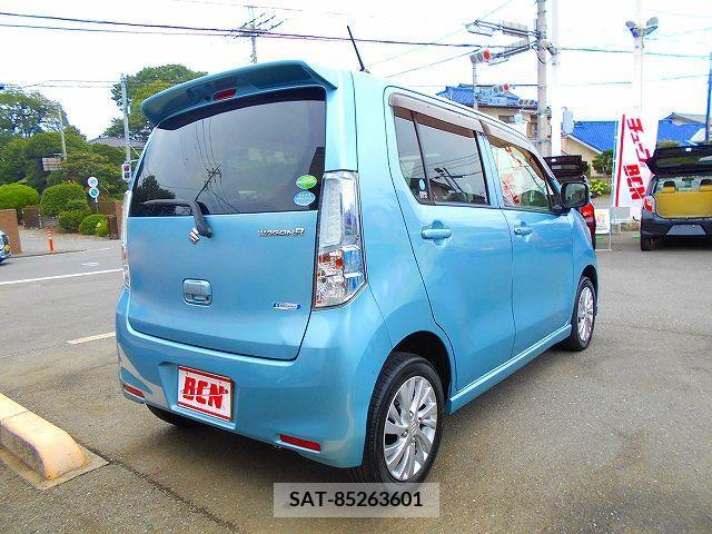 Suzuki WAGON R 2014-11 383846-2