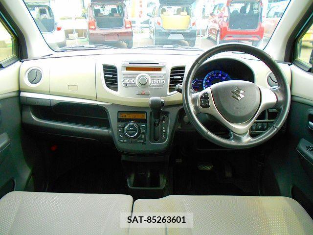 Suzuki WAGON R 2014-11 383846-1