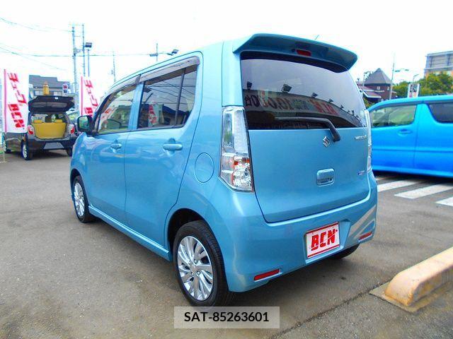 Suzuki WAGON R 2014-11 383846-8