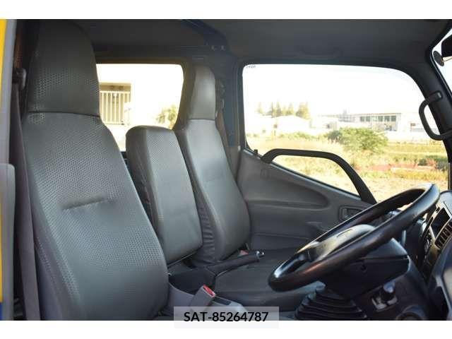 Toyota TOYOACE 2015-09 207361-8