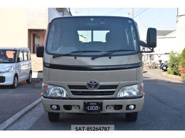 Toyota TOYOACE 2015-09 207361-1