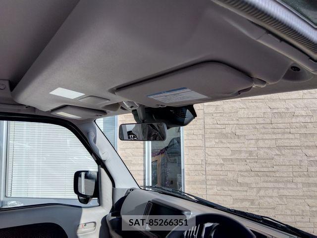 Suzuki EVERY 2024-03 297446-11