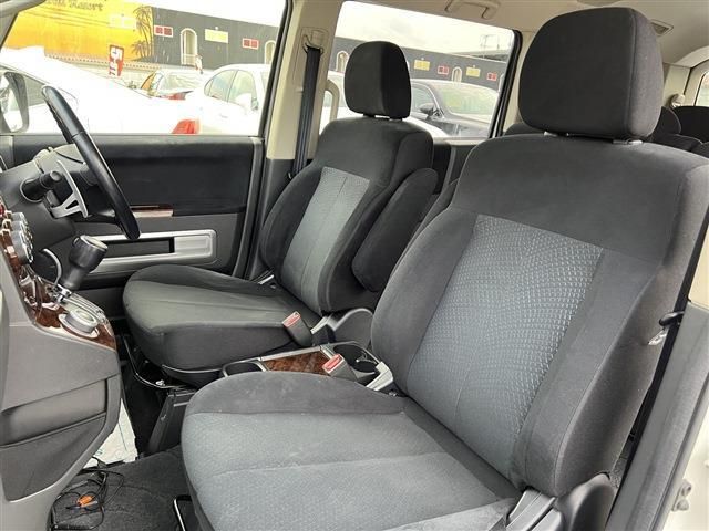 Mitsubishi DELICA D5 2014-04 25129-18