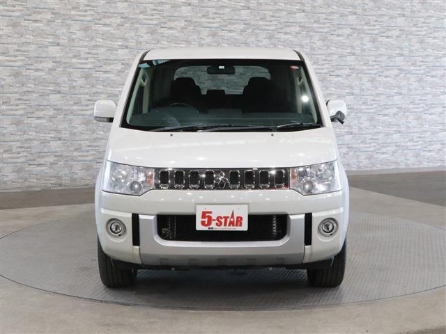 Mitsubishi DELICA D5 2014-04 25129-5