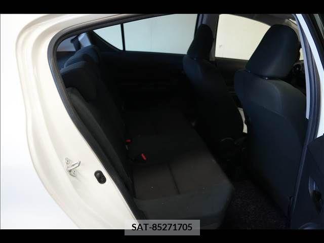 Toyota AQUA 2016-12 260264-18