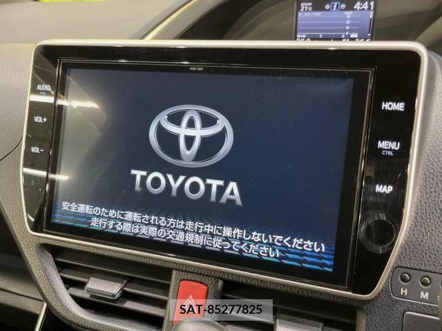 Toyota VOXY 2019-03 382857-5