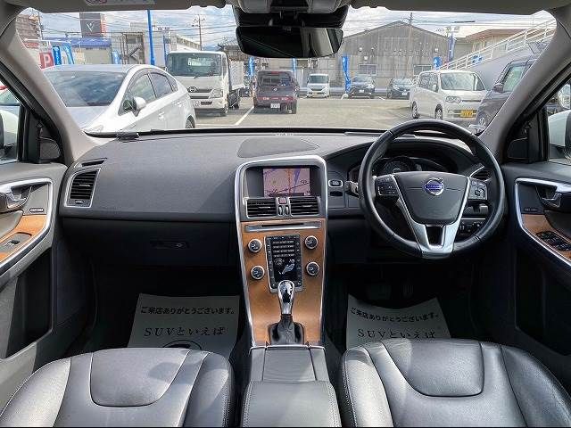 Volvo XC60 2017-09 181365-1