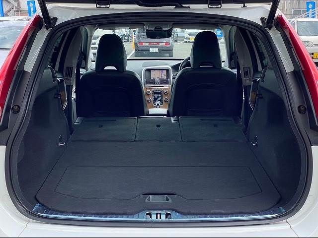 Volvo XC60 2017-09 181365-12
