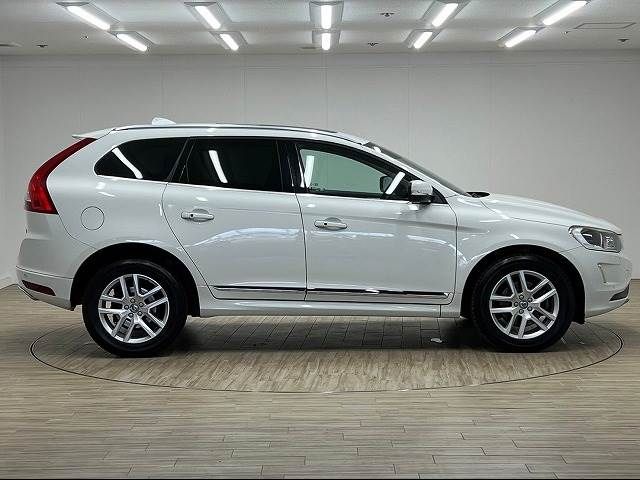 Volvo XC60 2017-09 181365-15