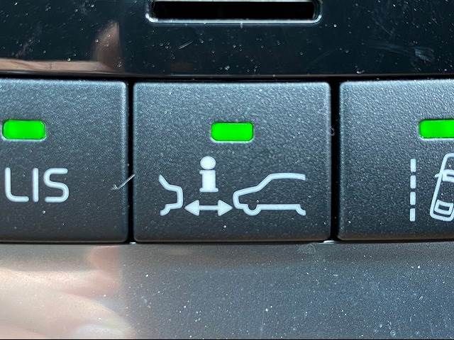 Volvo XC60 2017-09 181365-10