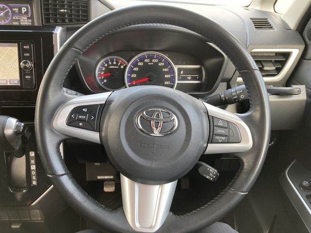 Toyota ROOMY 2018-02 196161-8