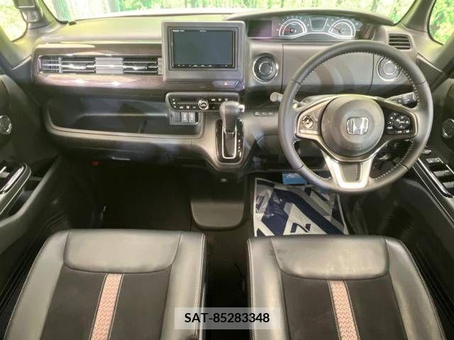 Honda N BOX CUSTOM 2020-02 224863-1