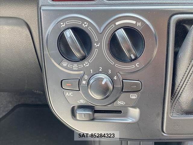 Suzuki ALTO 2018-02 325217-6