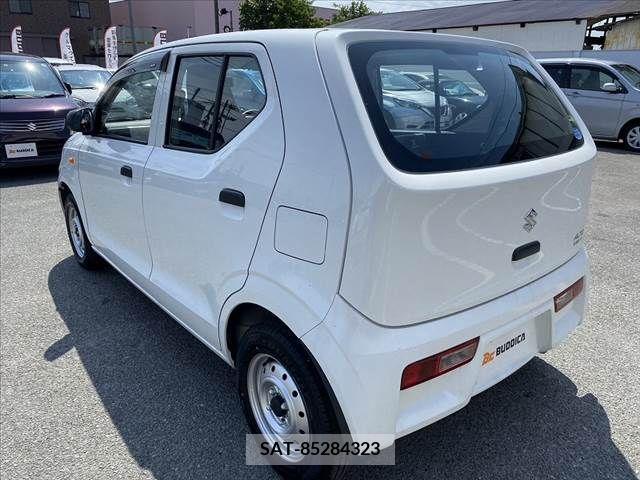 Suzuki ALTO 2018-02 325217-14