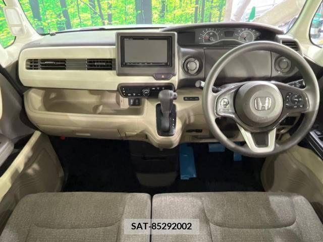 Honda N BOX 2018-01 338184-1