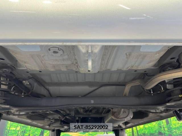 Honda N BOX 2018-01 338184-19