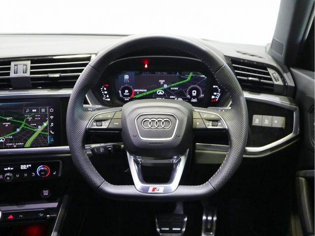 Audi Q3 2020-09 24605-10