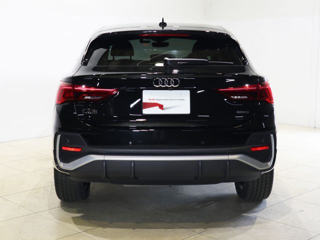 Audi Q3 2020-09 24605-2