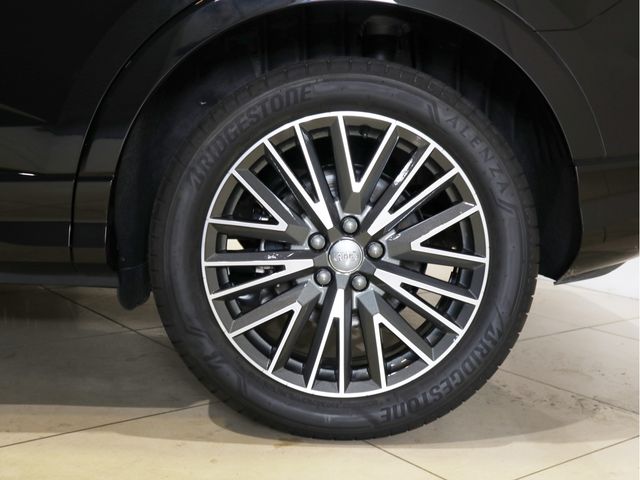 Audi Q3 2020-09 24605-23