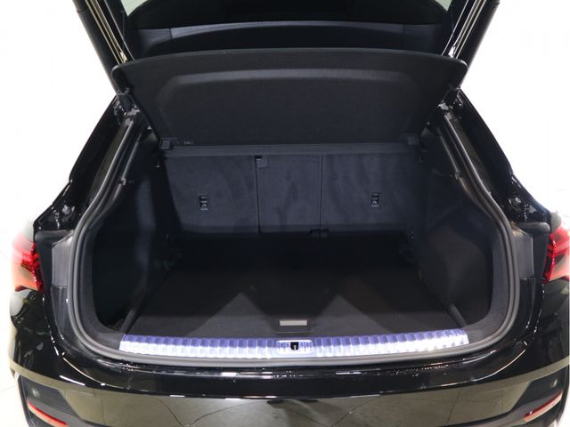 Audi Q3 2020-09 24605-21