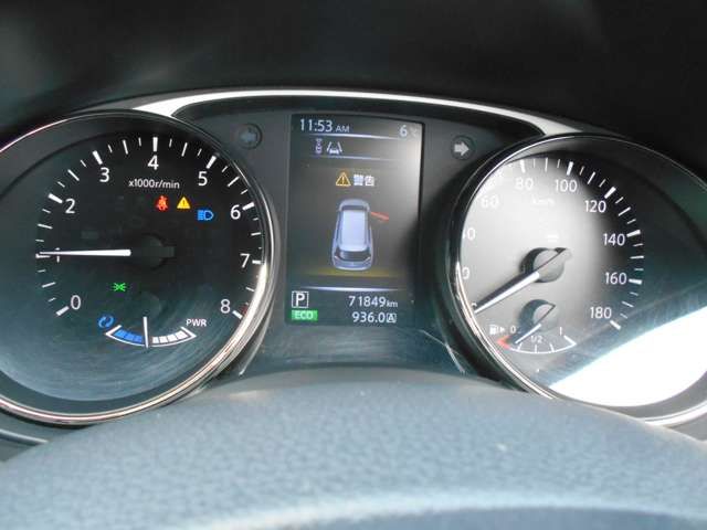 Nissan X-TRAIL 2016-08 3067-7