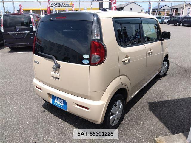 Nissan MOCO 2011-11 364044-2