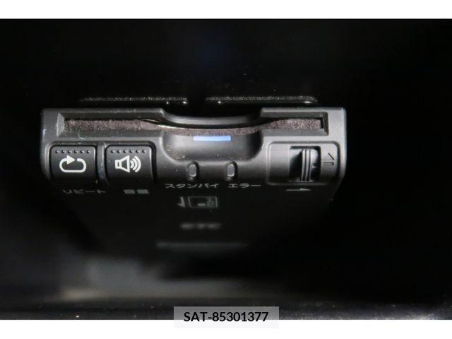Toyota SPADE 2013-11 286044-12