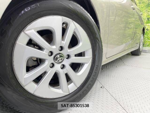 Toyota PRIUS 2016-04 344785-13