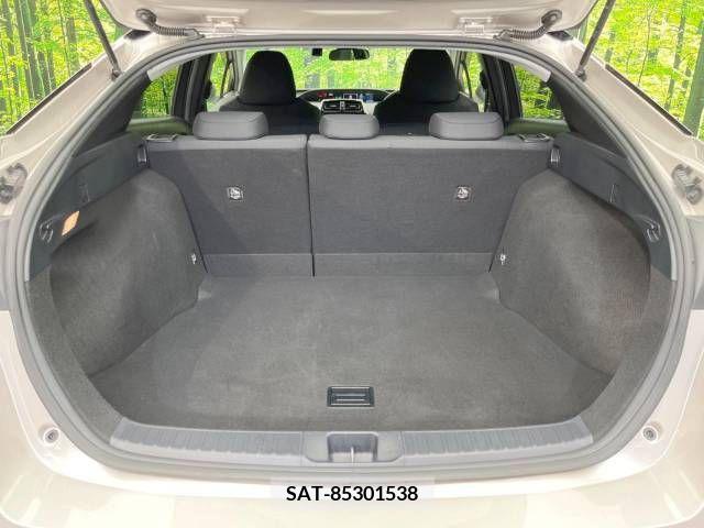 Toyota PRIUS 2016-04 344785-10