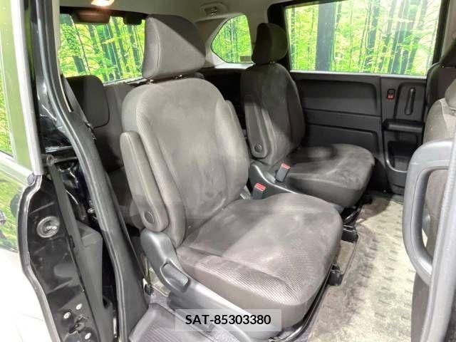 Honda FREED 2013-09 302872-9