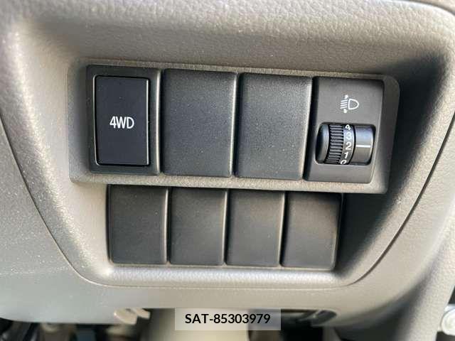 Mazda SCRUM VAN 2017-09 285007-6