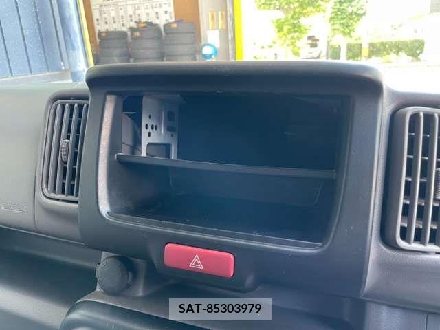 Mazda SCRUM VAN 2017-09 285007-9