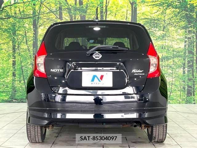 Nissan NOTE 2015-04 255847-15