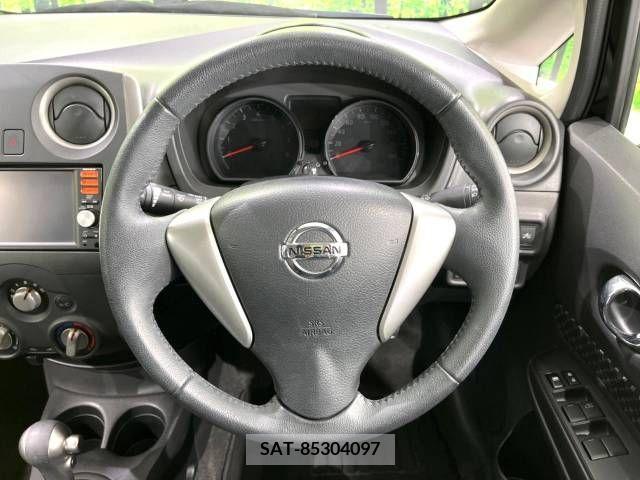 Nissan NOTE 2015-04 255847-11
