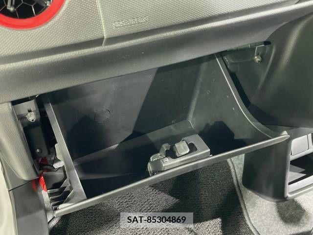 Suzuki ALTO 2018-02 340238-19