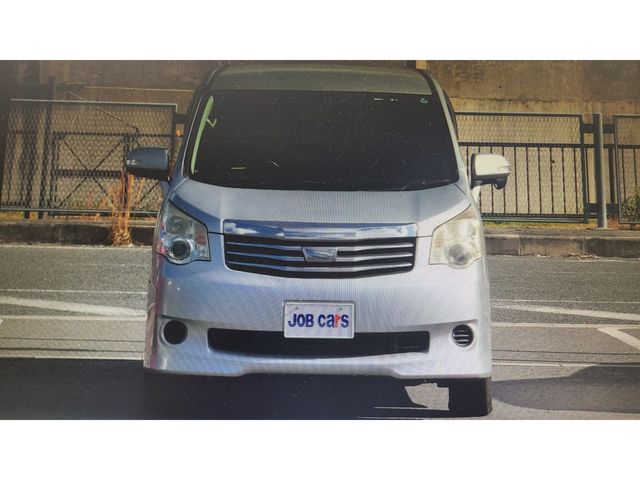 Toyota NOAH 2012-01 195450-0