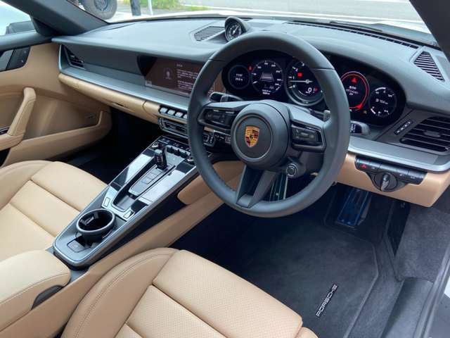 Porsche 911 2021-12 9128-1