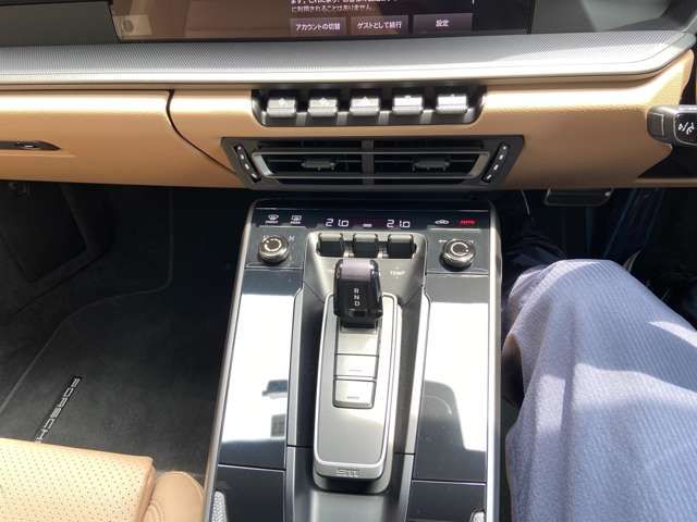 Porsche 911 2021-12 9128-13