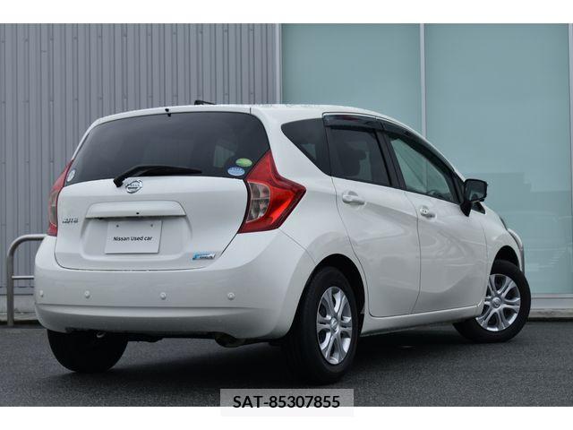 Nissan NOTE 2016-03 335624-1