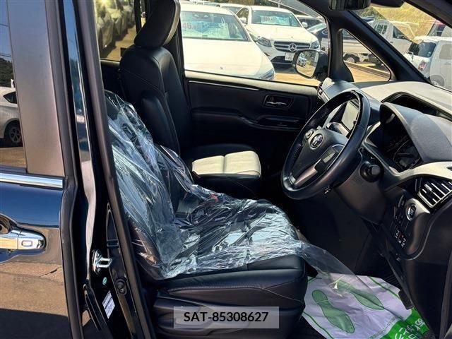 Toyota ESQUIRE 2018-03 359796-14