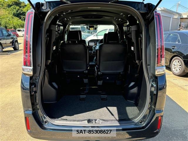 Toyota ESQUIRE 2018-03 359796-6