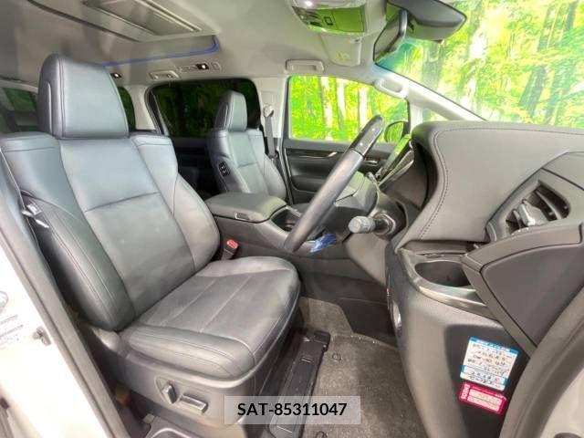 Toyota VELLFIRE 2020-07 369700-9