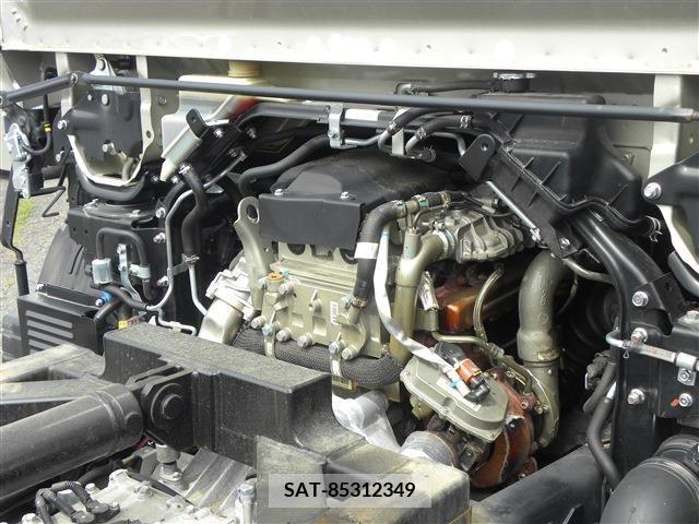 Mitsubishi CANTER 2021-04 399873-11