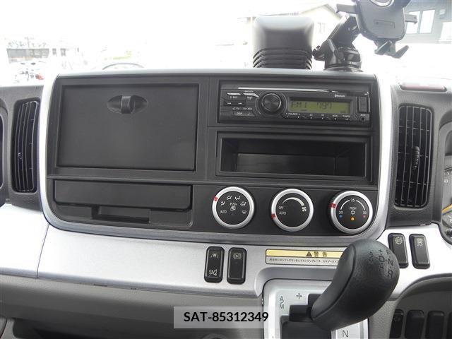 Mitsubishi CANTER 2021-04 399873-25